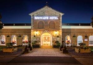 Wonderful Christmas Parties 2025 at the Mercure Haydock Hotel, Liverpool