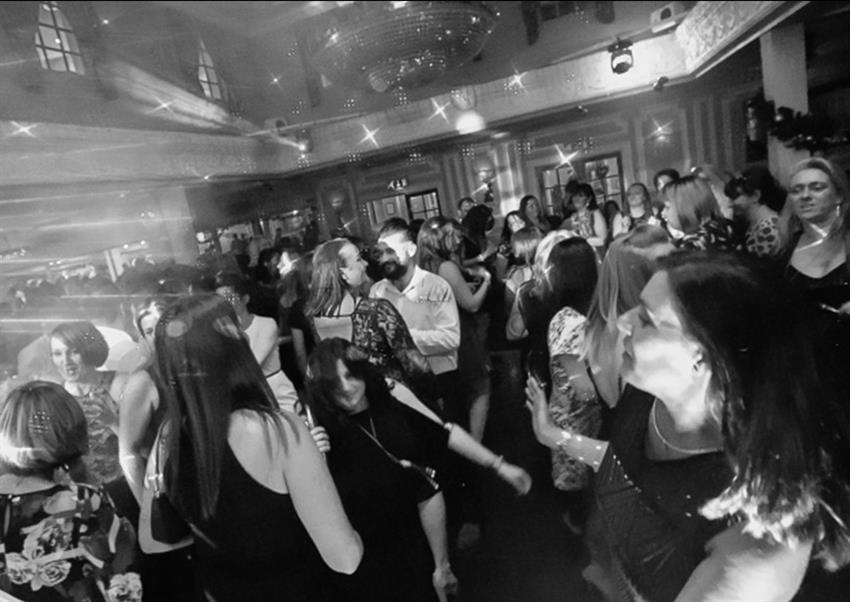 Christmas Parties 2023 at London Chigwell Prince Regent Hotel Office