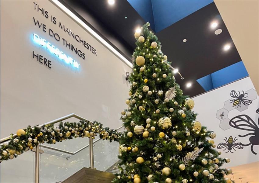 Celebrate Christmas Parties 2023 at Holiday Inn Manchester City Centre