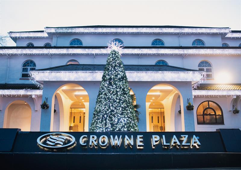 Celebrate Christmas Parties 2024 at Crowne Plaza Gerrards Cross, Beaconsfield