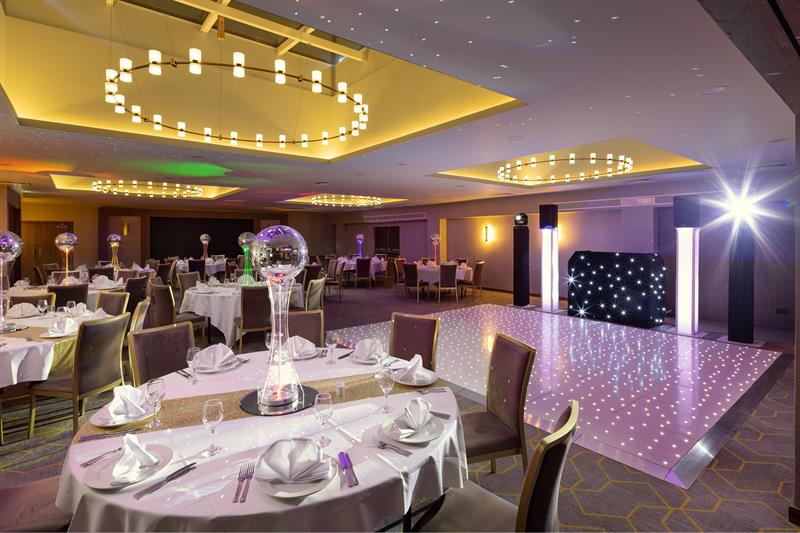 Christmas Parties 2025 at the Holiday Inn Gatwick Worth