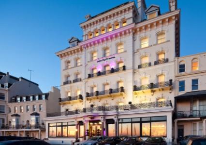 Sparkling All Inclusive Christmas Parties 2022 at Mercure Brighton Seafront Hotel 