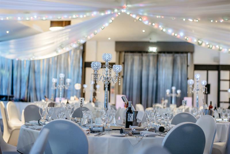 80 S Las Vegas Christmas Parties 2019 Crowne Plaza Felbridge 80 S Las Vegas Christmas Parties 2019 Crowne Plaza Felbridge Gatwick