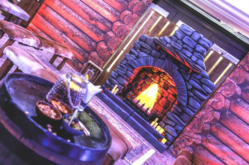 Private Après Ski Lodge Christmas Party in Swindon 2023 | Office Xmas